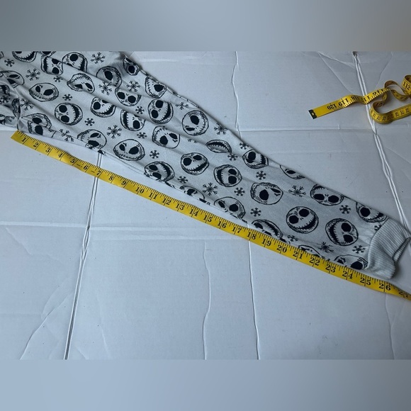 Jack Skellington pajama pants Women’s Size Small 4-6 S - Picture 6 of 6